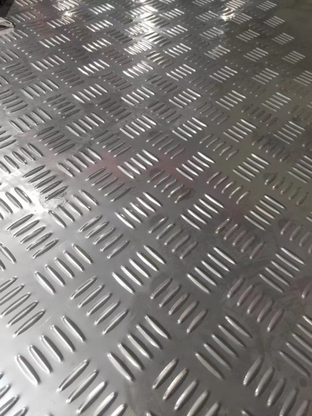 Stainless Steel Checked Plate