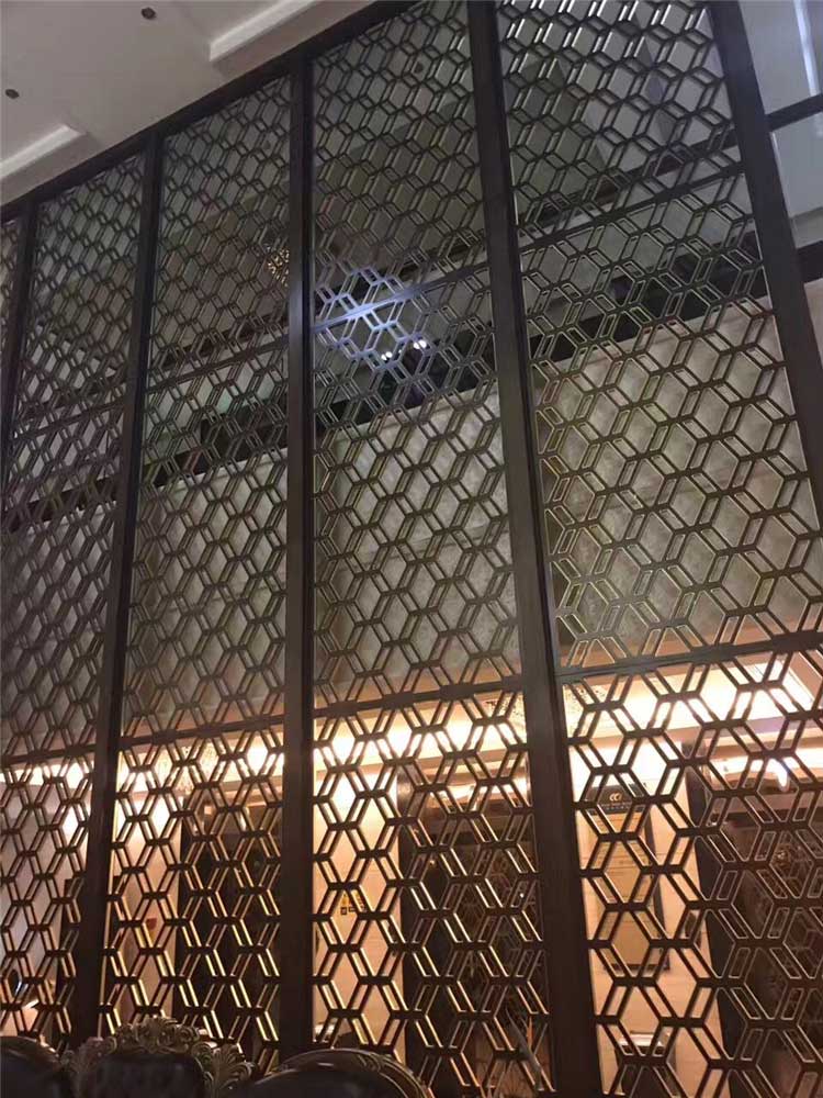 Metal ceiling and decorative panel