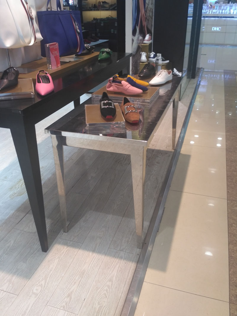 Bespoke mirror display table shoe display stand for shoe shop retail store